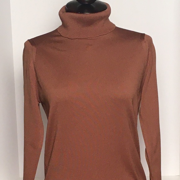 GIVENCHY • Long Sleeve Turtleneck Vintage Pullover - Picture 1 of 14
